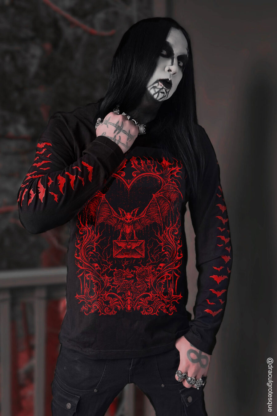 Bat Romance T-shirt [Blood Red]